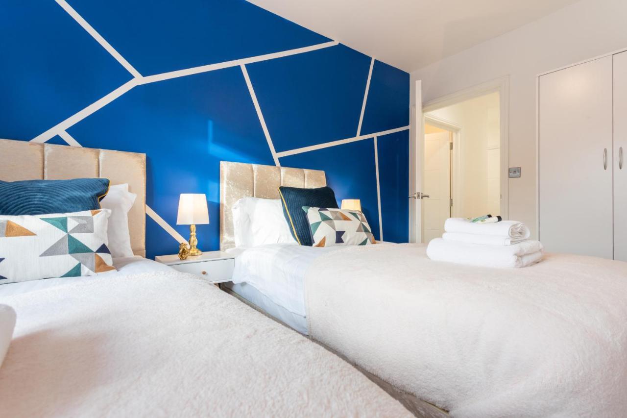 Hatfield Haven - Modern 2-Bed Retreat Near Uni, Business Park & City Center, Free Parking, Big Savings On Longer Stays Eksteriør billede