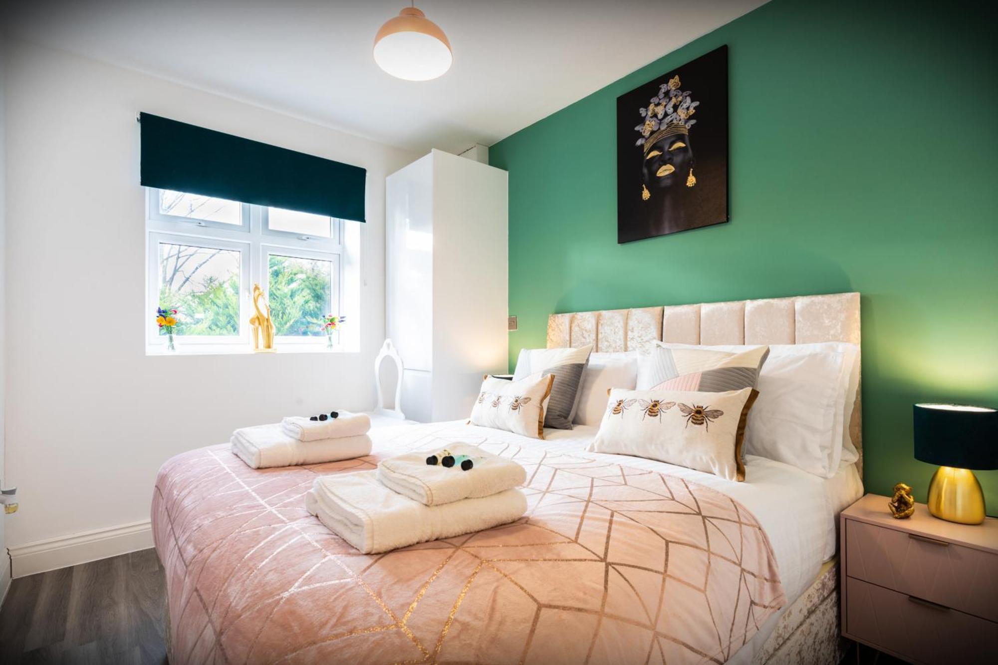 Hatfield Haven - Modern 2-Bed Retreat Near Uni, Business Park & City Center, Free Parking, Big Savings On Longer Stays Eksteriør billede